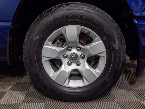 Used 2024 RAM 1500 Big Horn AWD/4WD image 55