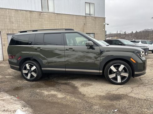 Used 2024 Hyundai Santa Fe Limited image 7