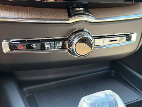New 2026 Volvo XC60 T8 Plus w/ Protection Package Premier image 19