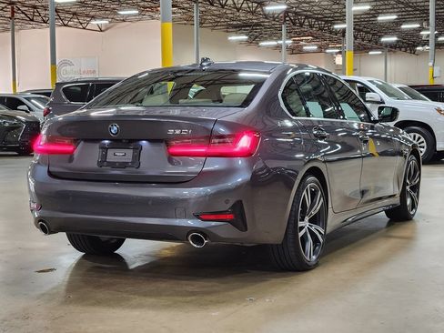 Used 2022 BMW 330i Sedan w/ Convenience Package RWD image 8