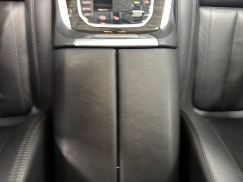 Used 2020 BMW X7 xDrive40i w/ Premium Package AWD/4WD image 16