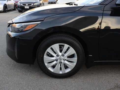 New 2025 Nissan Sentra S image 11