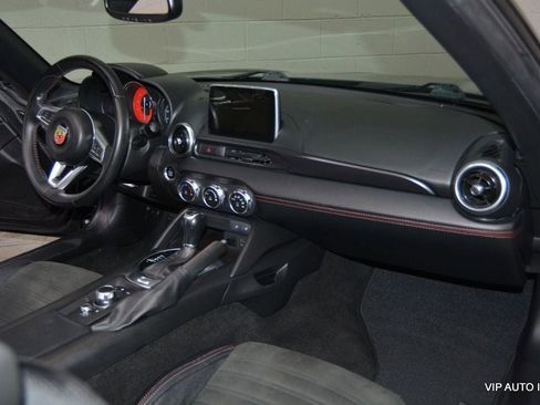 Used 2017 FIAT 124 Spider Abarth image 16