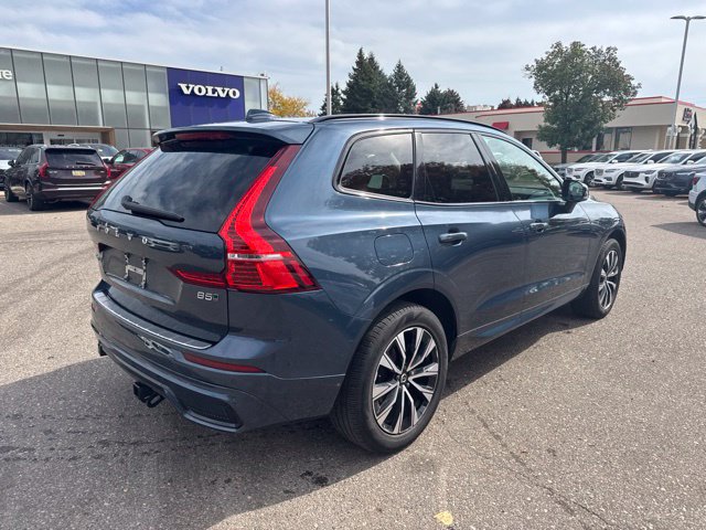 Used 2024 Volvo XC60 B5 Plus w/ Protection Package Premier AWD/4WD image 4