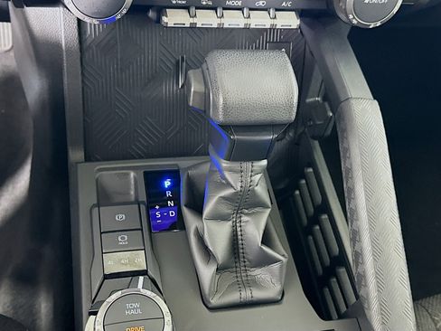 Used 2025 Toyota 4Runner SR5 image 24