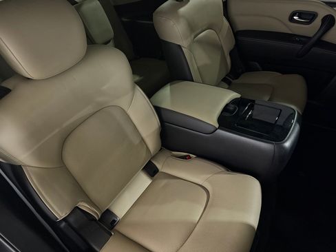 Used 2023 INFINITI QX80 Premium Select w/ All-Season Package image 48