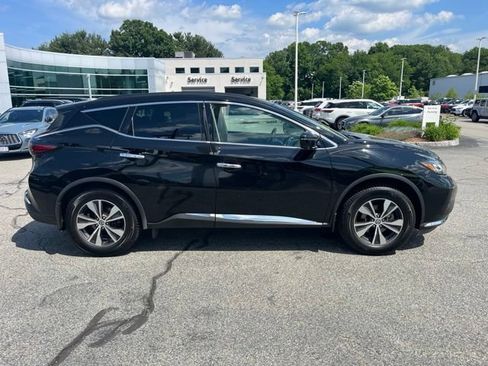 Used 2020 Nissan Murano SV w/ Premium Package AWD/4WD image 2