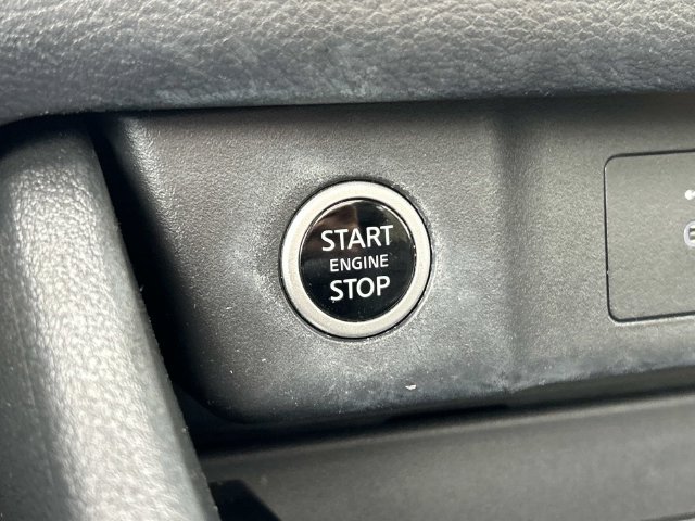 Used 2022 Nissan Rogue SV w/ SV Premium Package AWD/4WD image 25
