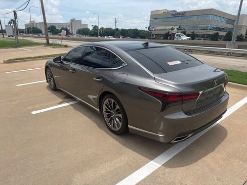 Used 2023 Lexus LS 500 w/ Interior Upgrade Package RWD image 15