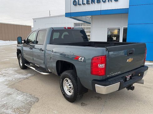 Used 2009 Chevrolet Silverado 2500 LT w/ Exterior Plus Package image 8