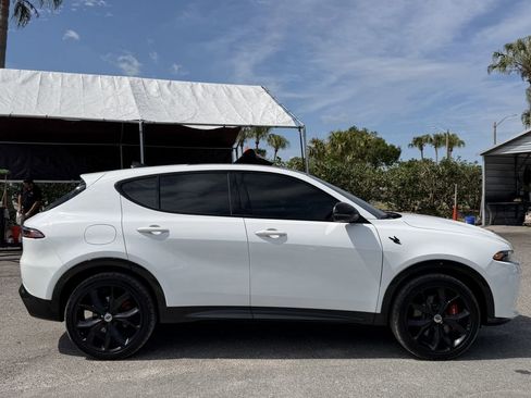 Used 2024 Dodge Hornet R/T Plus AWD/4WD image 4