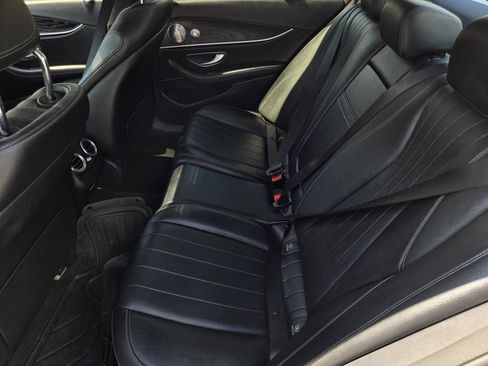 Used 2018 Mercedes-Benz E 300 image 12