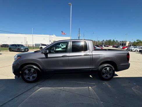 Certified 2024 Honda Ridgeline RTL image 5
