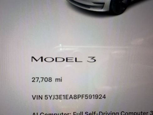 Used 2023 Tesla Model 3 Standard Range RWD image 17