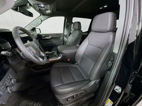 New 2026 Chevrolet Silverado 1500 RST AWD/4WD image 11
