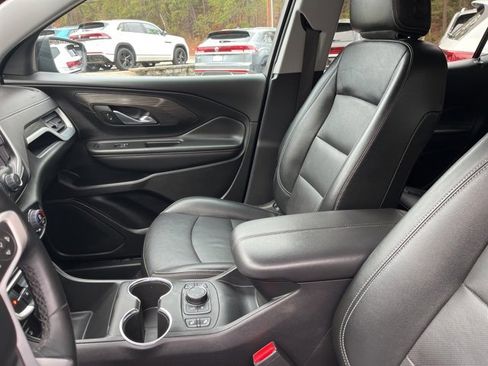 Used 2023 GMC Terrain SLT image 10