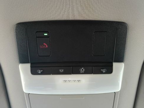 Used 2022 Nissan Pathfinder SL w/ SL Black Package image 53