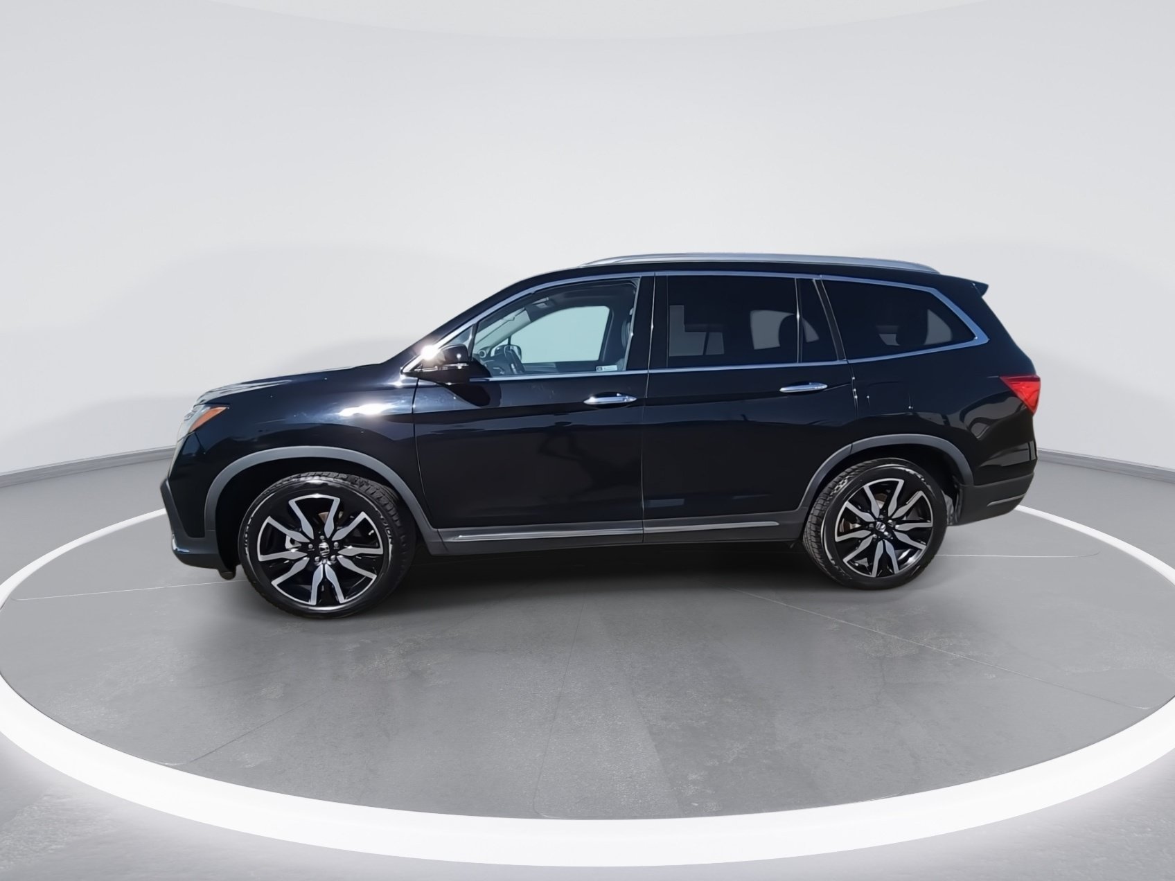 Used 2020 Honda Pilot Touring image 5