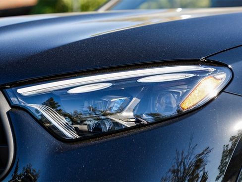 New 2026 Mercedes-Benz GLC 43 AMG 4MATIC image 7