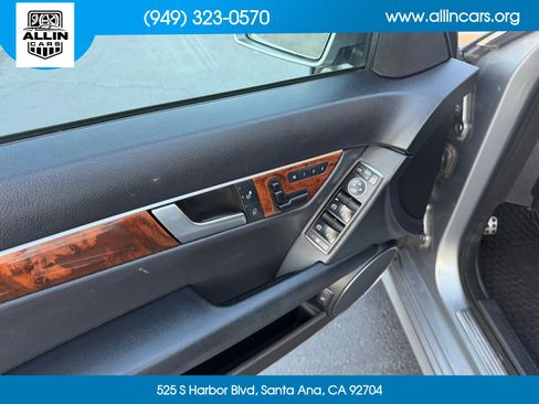 Used 2013 Mercedes-Benz C 300 4MATIC Sedan image 11