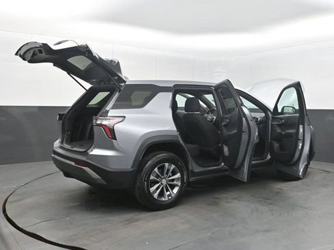 Used 2025 Chevrolet Equinox LT FWD image 51
