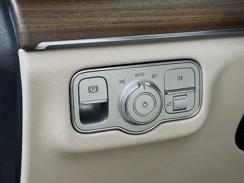 New 2026 Mercedes-Benz GLE 350 4MATIC image 10