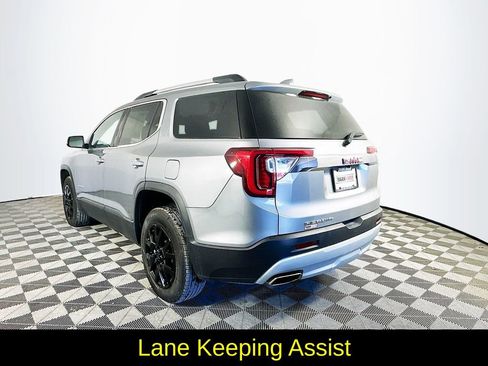 Used 2023 GMC Acadia SLE w/ Driver Convenience Package image 7