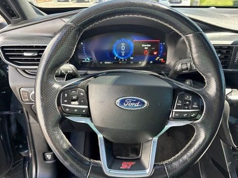 Used 2022 Ford Explorer ST w/ ST Street Pack AWD/4WD image 16