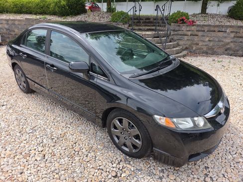 Used 2011 Honda Civic LX image 8