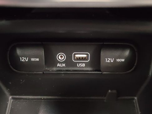 Used 2016 Kia Sorento LX w/ LX Convenience Package image 20