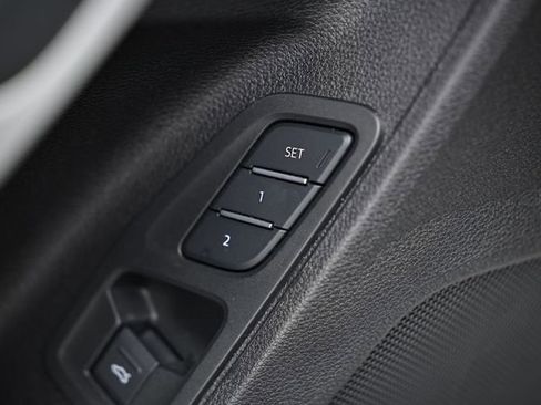 Used 2022 Audi Q3 2.0T Premium w/ Convenience Package image 18