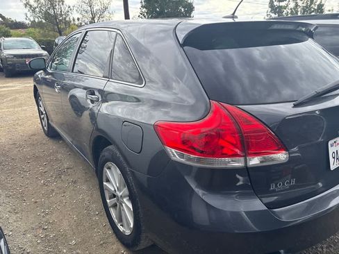 Used 2009 Toyota Venza FWD image 5