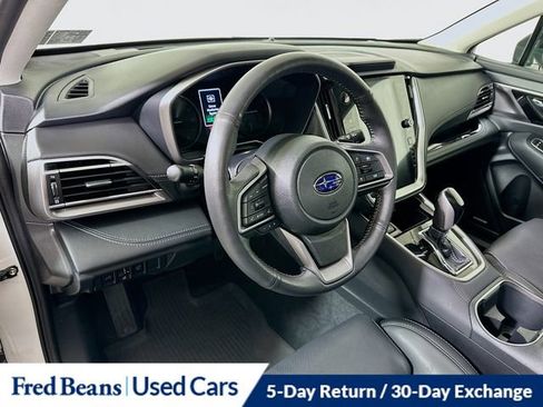 Used 2025 Subaru Outback Limited image 11
