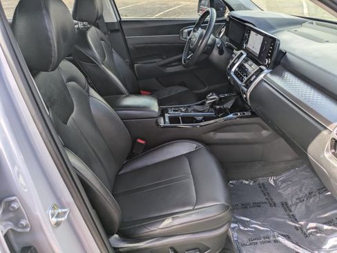 Used 2023 Kia Sorento SX AWD/4WD image 21