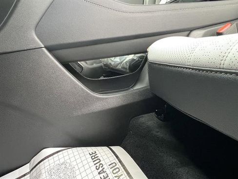 New 2026 Chevrolet Traverse High Country image 18