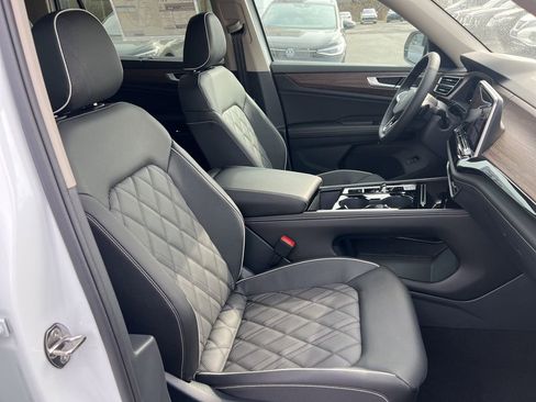 New 2026 Volkswagen Atlas SEL Premium R-Line AWD/4WD image 23