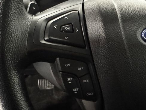 Used 2020 Ford Edge SE AWD/4WD image 5