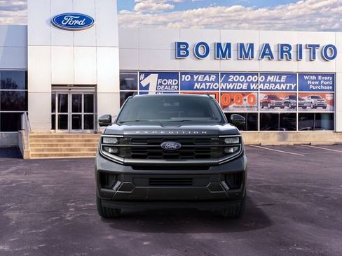New 2027 Ford Expedition Max Platinum w/ Driver's Package AWD/4WD image 3