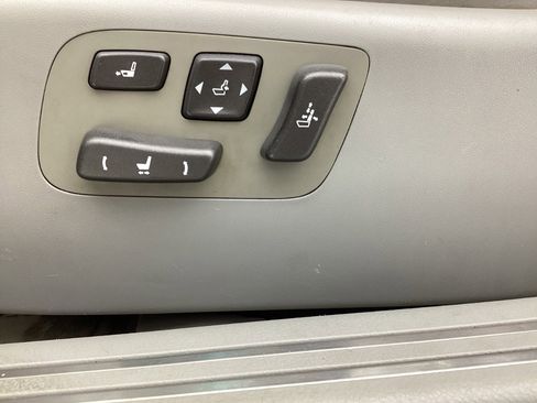 Used 2008 Lexus LS 460 L RWD image 40