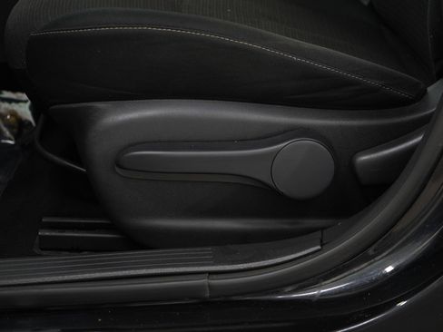 Used 2019 Nissan Sentra S FWD image 21