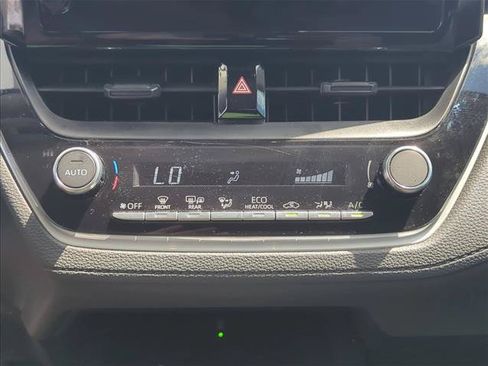 Used 2026 Toyota Corolla Cross LE FWD image 21