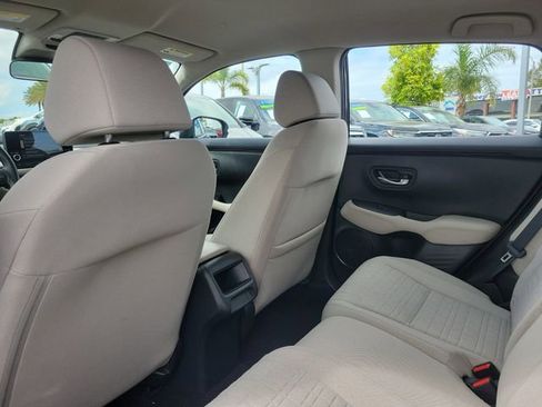 Certified 2023 Honda HR-V LX image 12