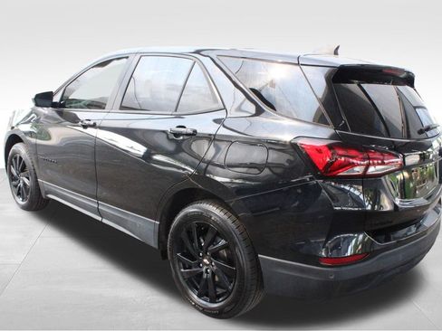 Used 2024 Chevrolet Equinox LS w/ LS Convenience Package AWD/4WD image 12