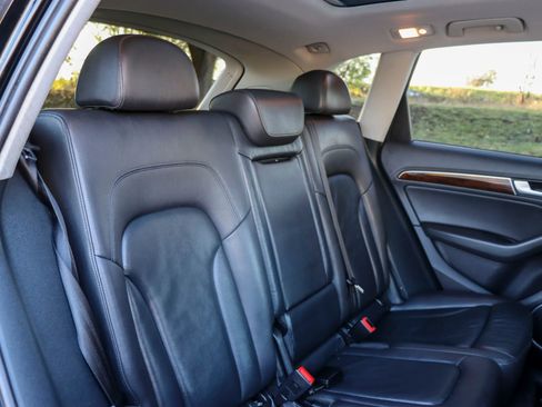 Used 2016 Audi Q5 2.0T Premium Plus w/ Technology Package image 19