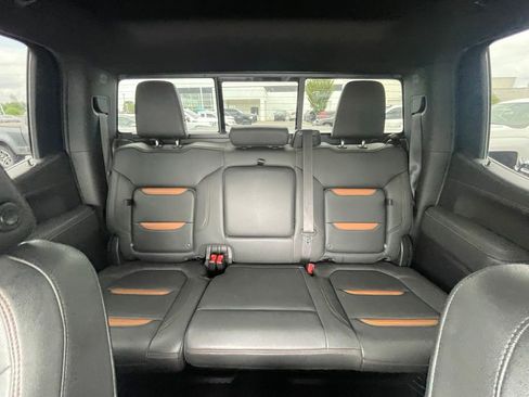 Used 2021 GMC Sierra 1500 AT4 w/ AT4 Premium Package AWD/4WD image 25