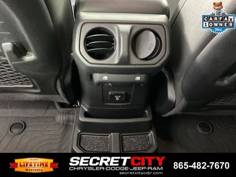 Used 2023 Jeep Wrangler Unlimited Rubicon 4xe w/ Cold Weather Group AWD/4WD image 27