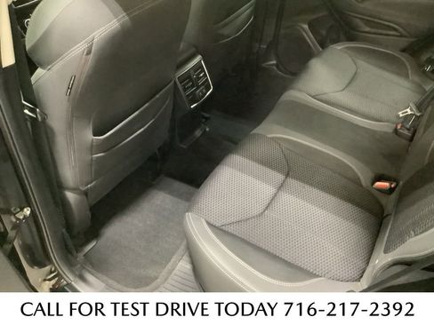 Used 2020 Subaru Forester Premium image 21