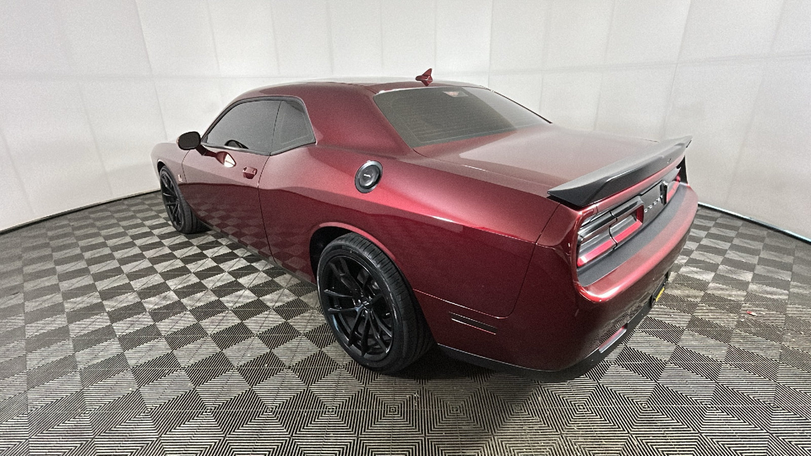Used 2021 Dodge Challenger R/T Scat Pack w/ Dynamics Package RWD image 5