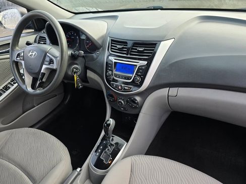 Used 2014 Hyundai Accent GLS w/ Option Group 2 image 10