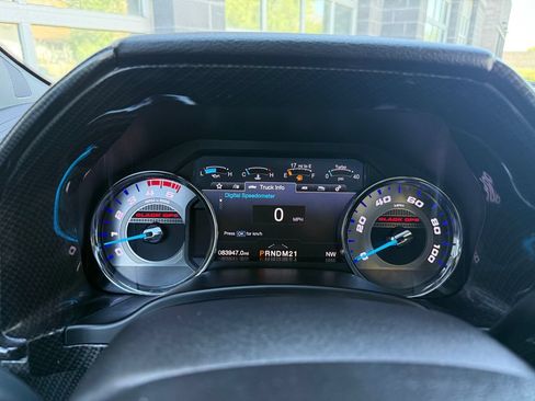 Used 2019 Ford F250 Lariat w/ Lariat Ultimate Package AWD/4WD image 49